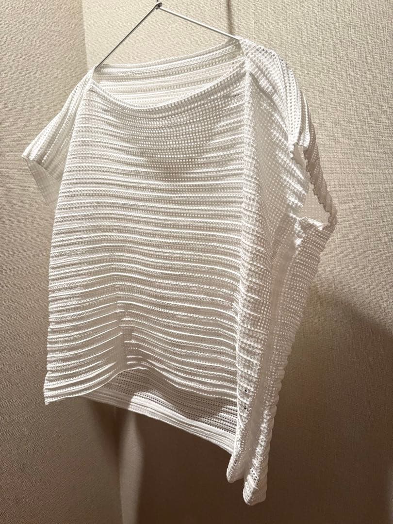 ISSEY MIYAKE イッセイミヤケ　メッシュ　ブラウス　ホワイト