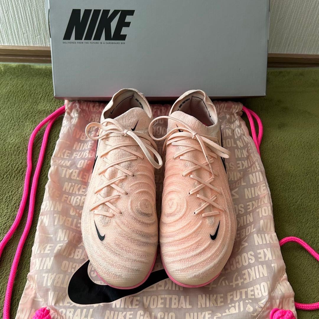 NIKE ファントムGX2