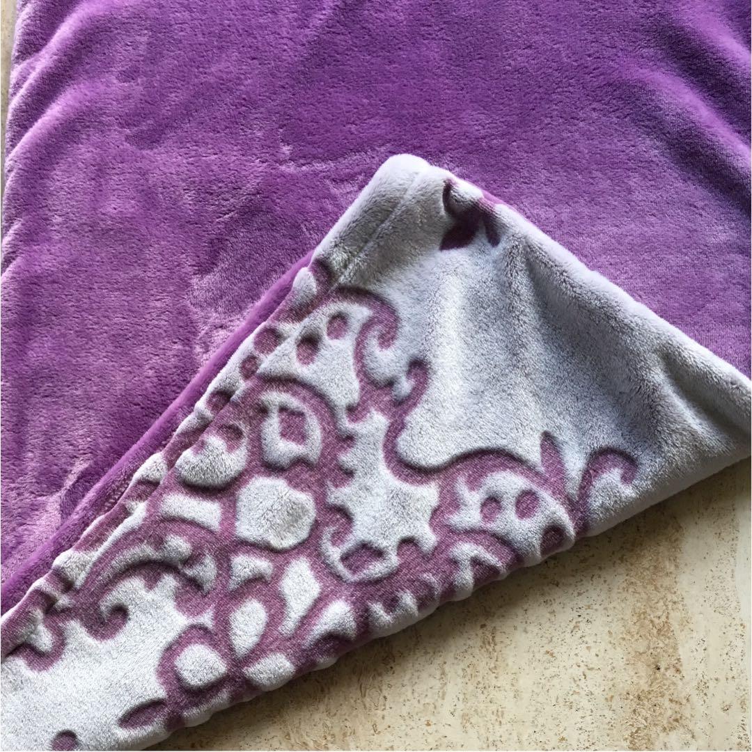 新品未使用品　希少なクイーンサイズ　西川　掛け布団カバー　ラベンダー色　フワフワ