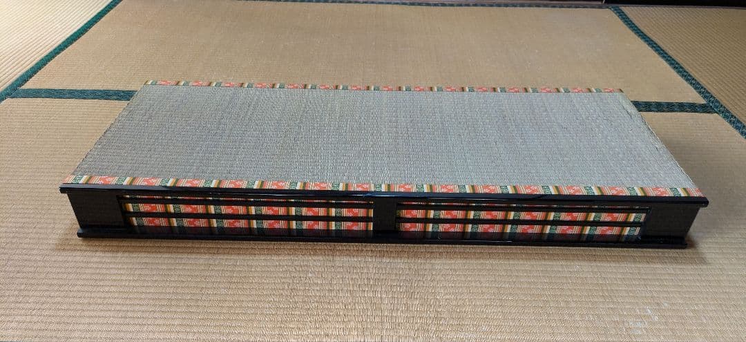 親王飾り台　畳の飾り台