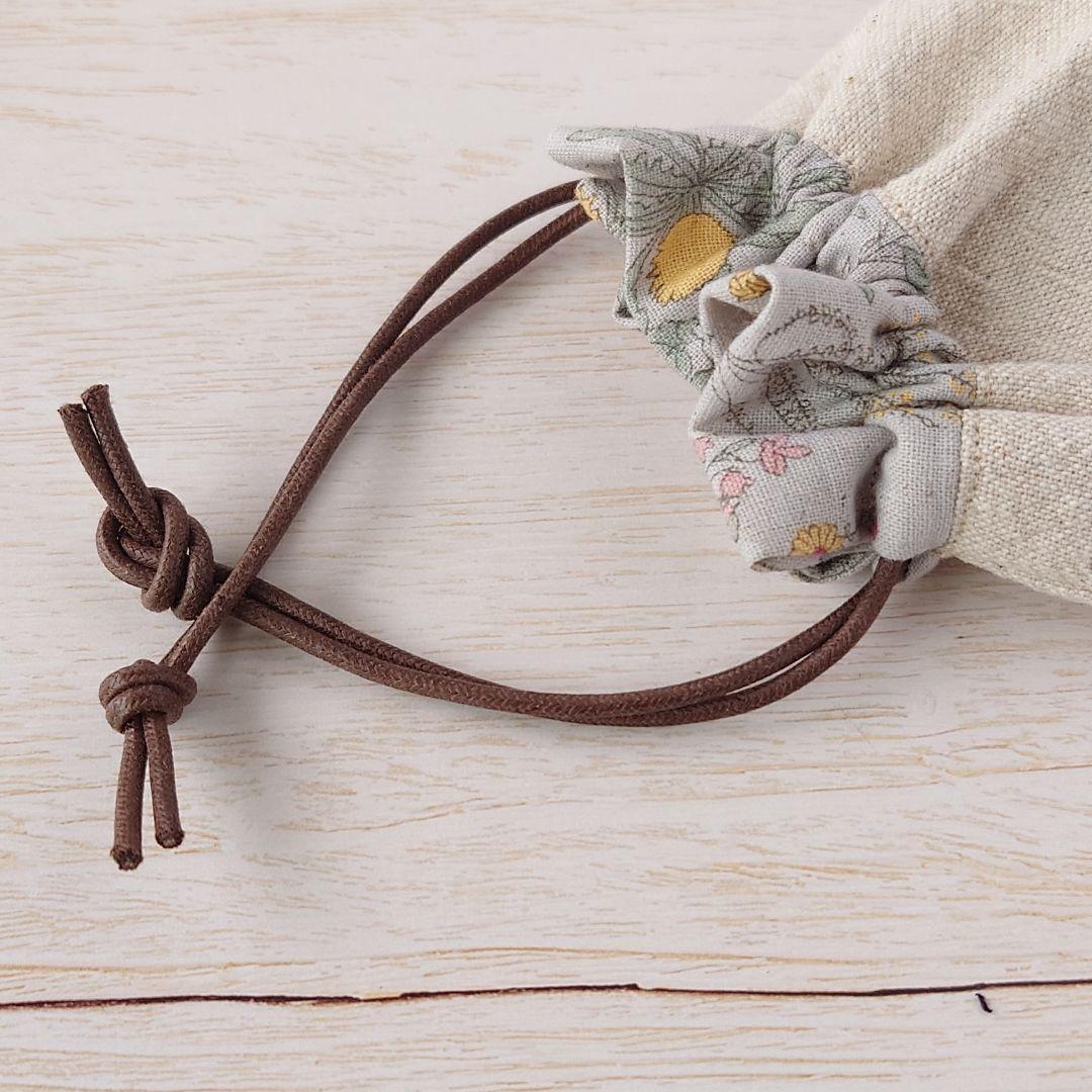 ちっちゃな巾着 サシェ M (詰替タイプ)【はりねずみ君とサボテン】