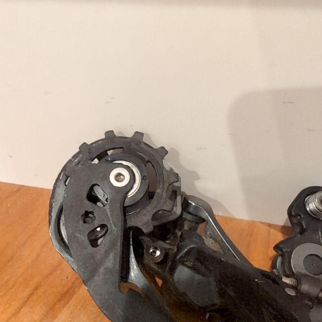 シマノ GRX RD-RX812 リアディレイラー シルバー/ブラック 11s