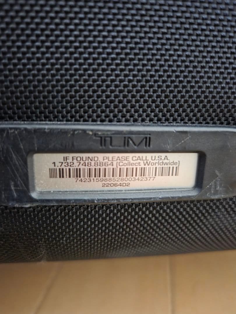 期間限定お値下げ中　TUMI 4輪ブラック キャリーバック　22064D2　大型