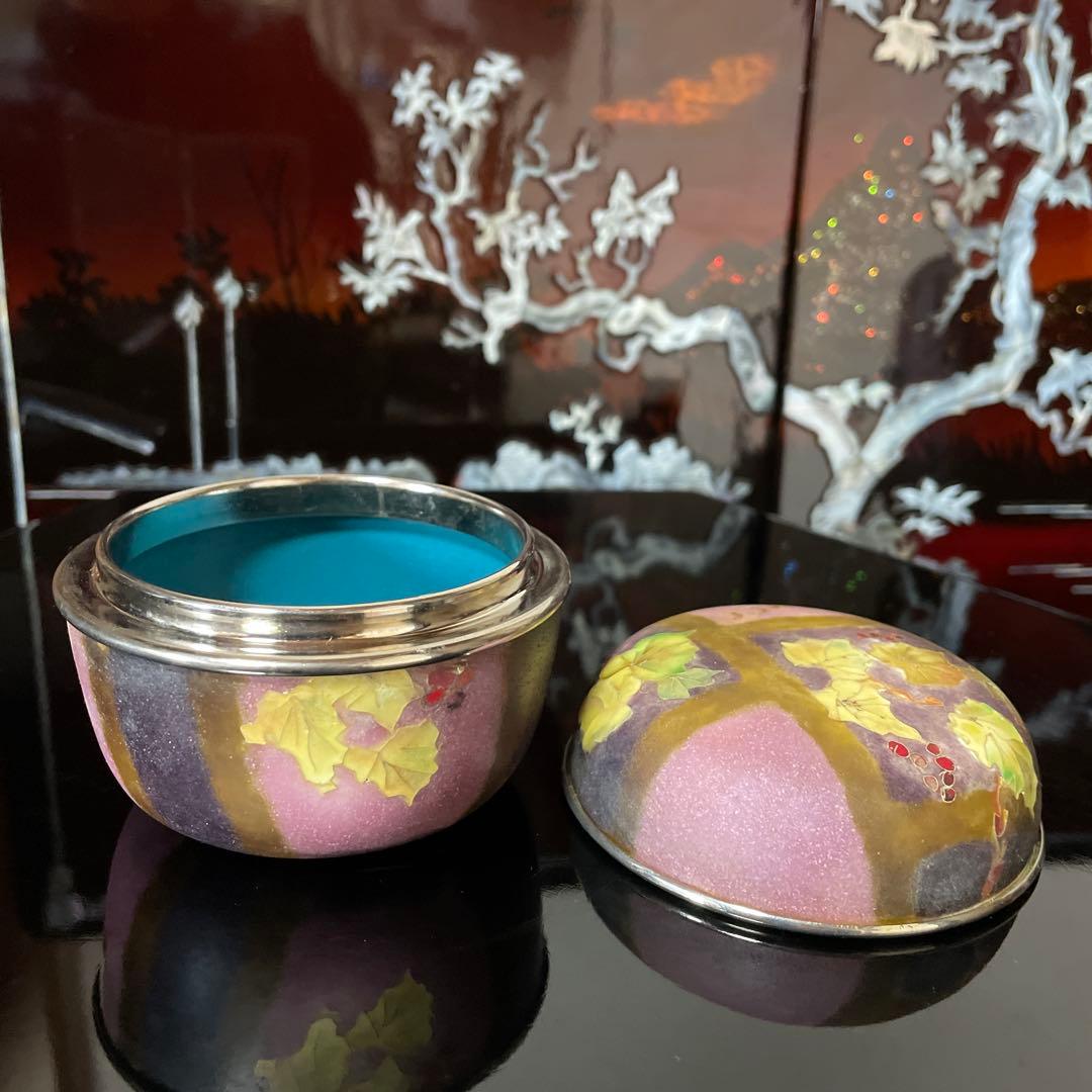 多色葉模様の茶道具 合子