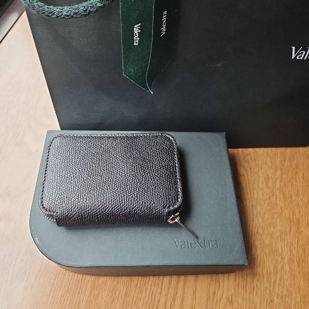 Valextra ブラック ミニウォレット