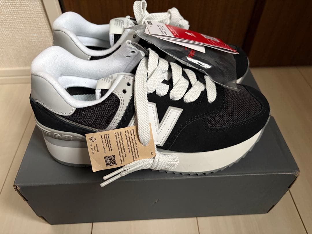 ニューバランス WL574Z 24.5cm ブラック 新品未使用