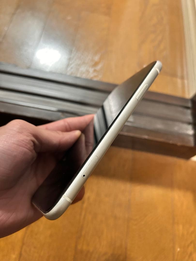 Apple iPhone11 本体 ホワイト128GB フィルム・iface