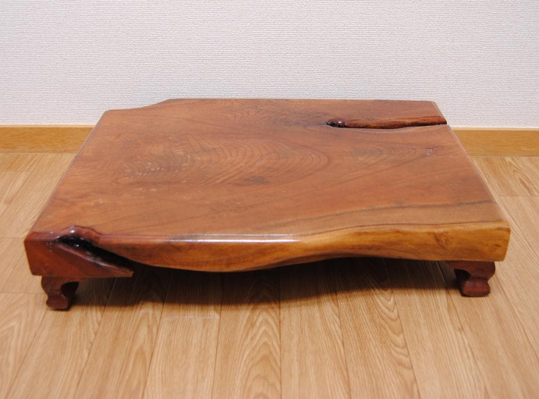 欅？ の花台  木　敷台  一枚板　テーブル 板厚６ｃｍ