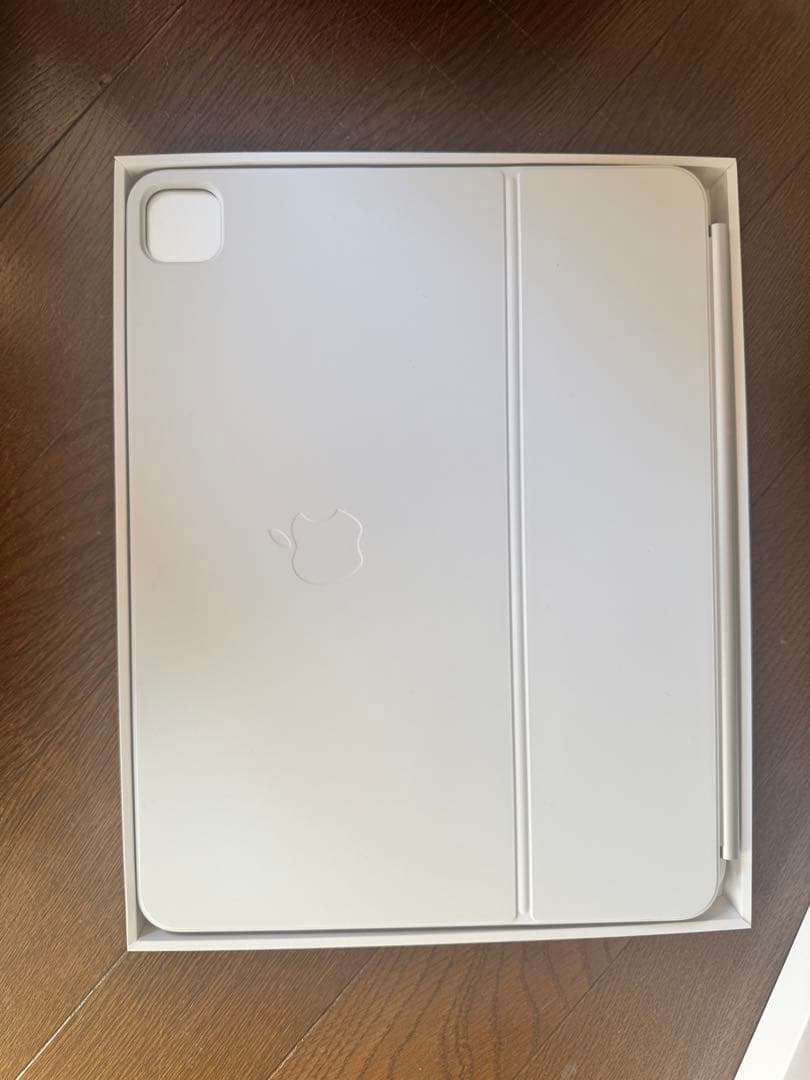 新品13インチiPad Pro（M5）用Magic Keyboard