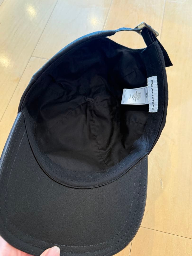 HELEN KAMINSKI ブラックベースボールキャップ