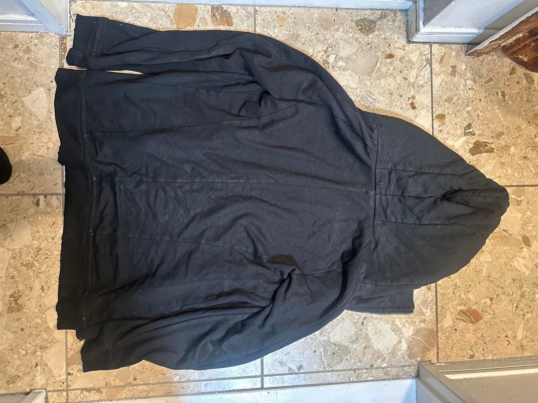 juliusユリウス パーカー