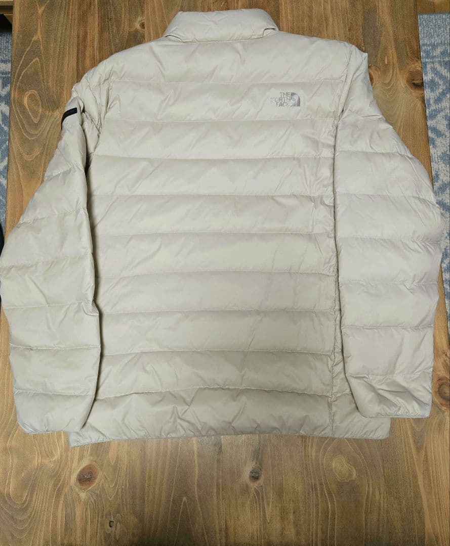 The North Face ダウンジャケット ライトベージュ