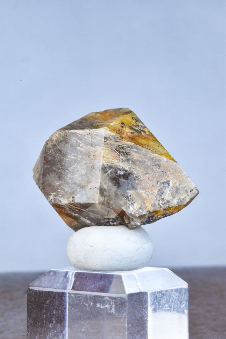 ザギ・マウンテン産 ルチルインクォーツ DT 02