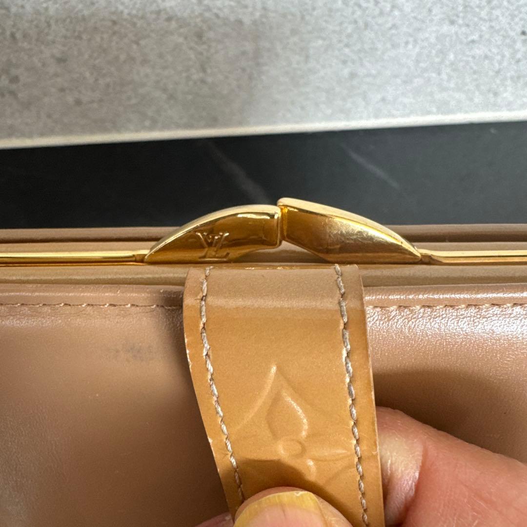 ルイヴィトン　ヴェルニ　二つ折り財布
