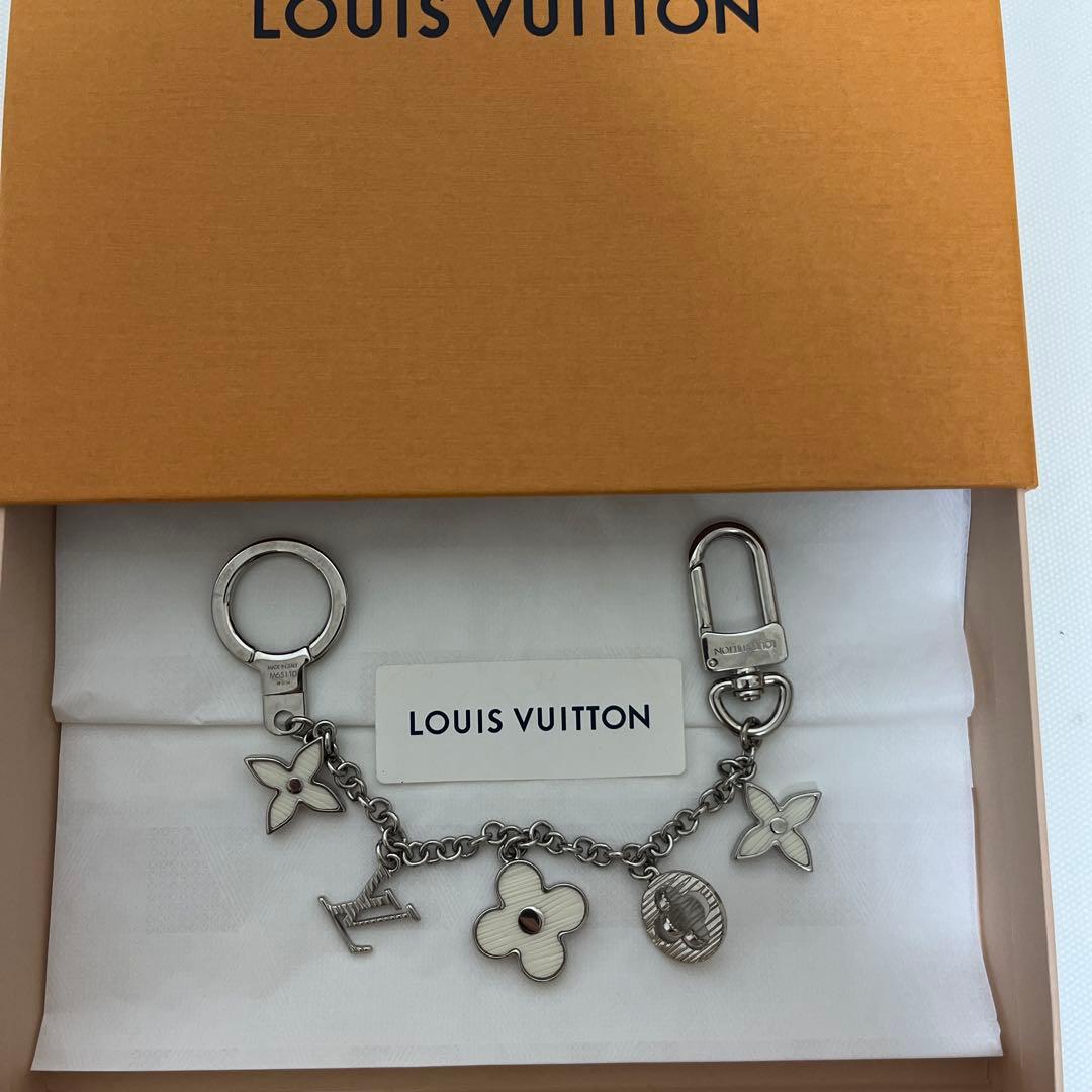【超美品】ルイヴィトン ビジューサック・シェンヌ フルール ドゥ チャーム