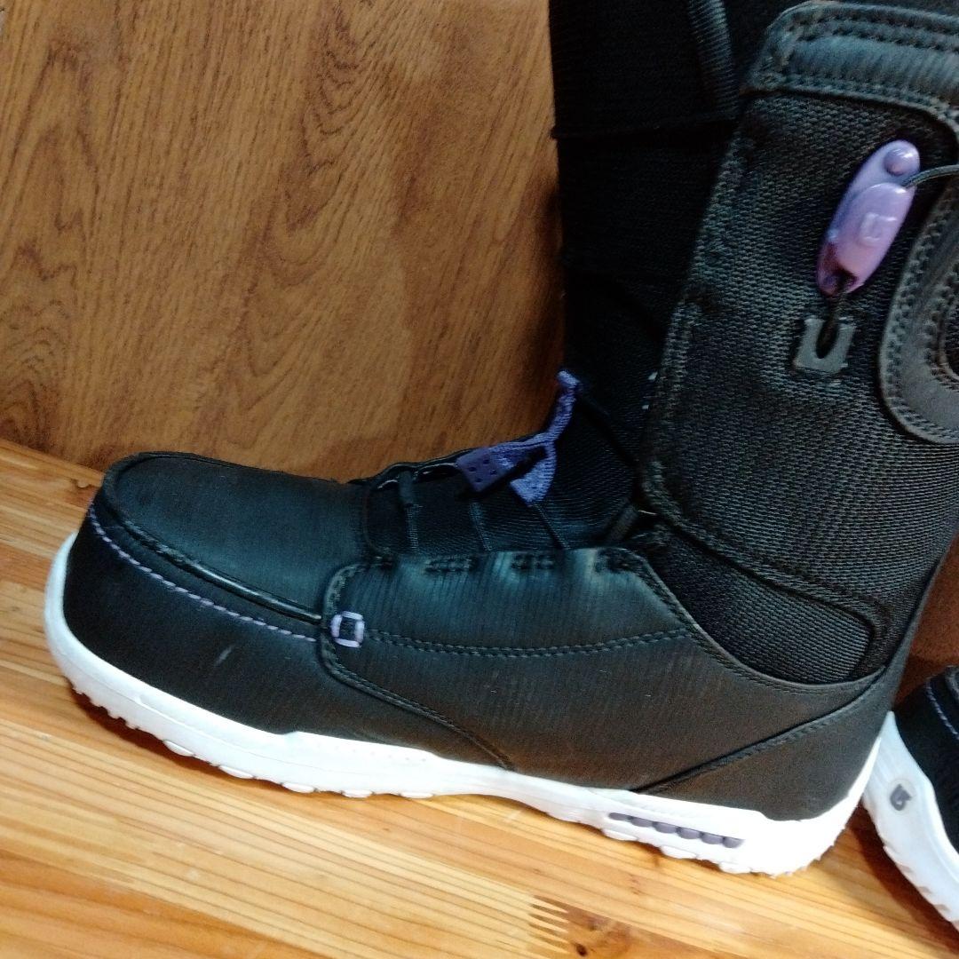 美品　BURTON　バートン 　スノーボードブーツ　送料無料 26070