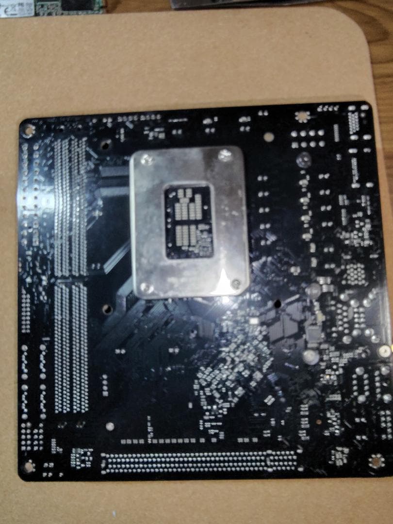 ASRock H610M-ITX/ac MINI-ITXマザーボード