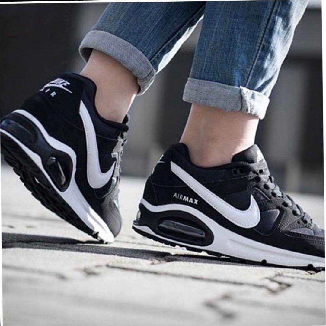 新品 ナイキ エア マックス コマンド 25.5cm