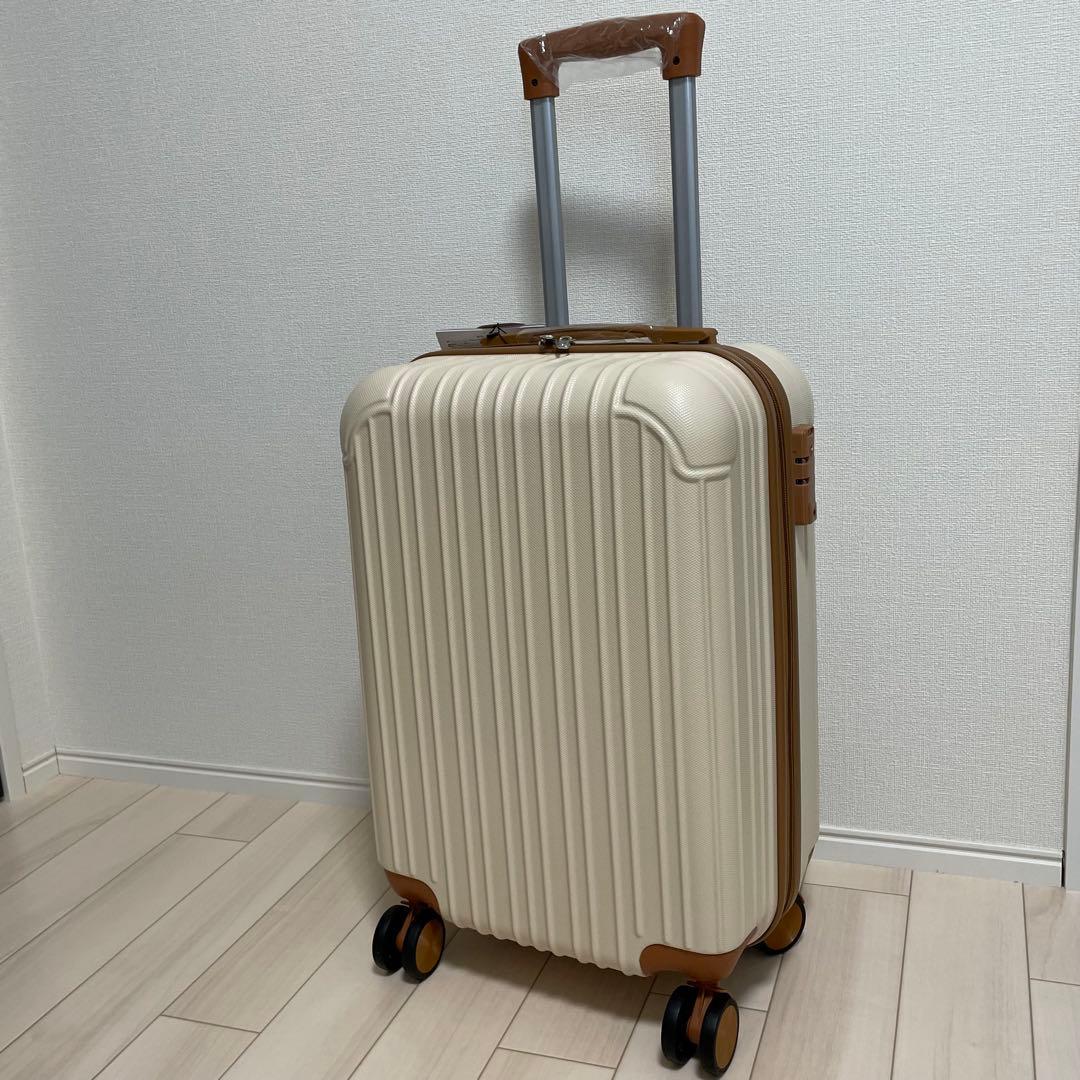 新品☆しまむら☆ yumi キャリーケース☆衣類ケース☆マルチケース☆3点セット