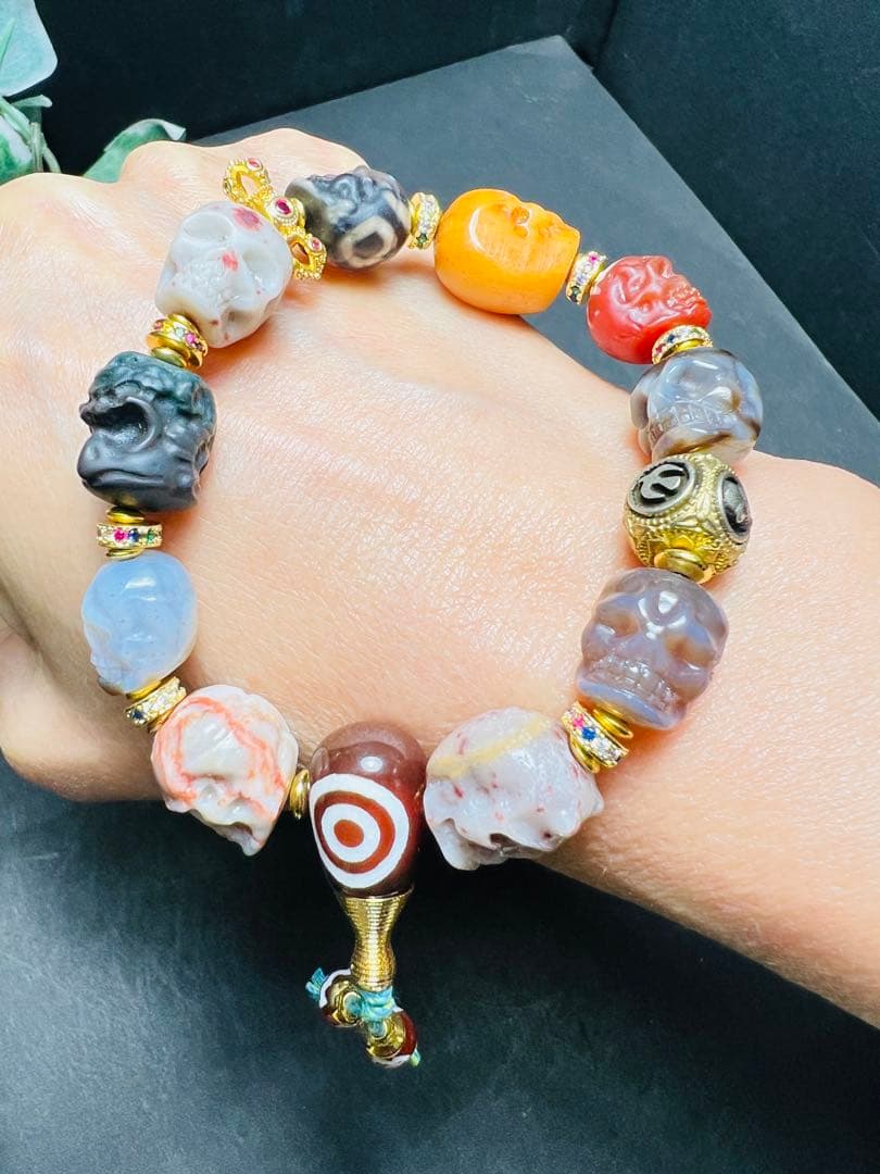 天然石スカル！力強く、守護・再生・引き寄せをテーマにしたブレスレット