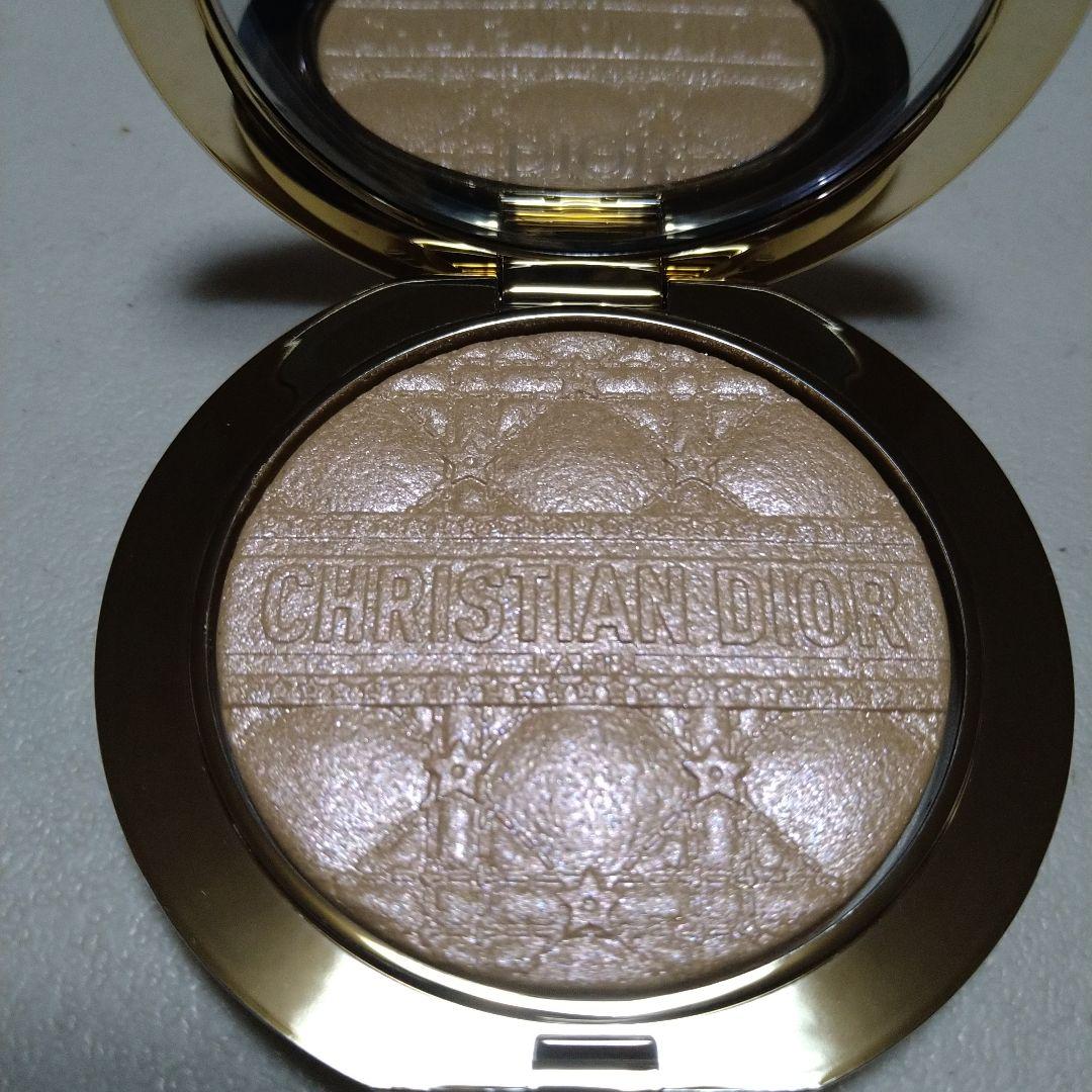 フェイスカラー DIOR FOREVER GLOW LUMINIZER 001