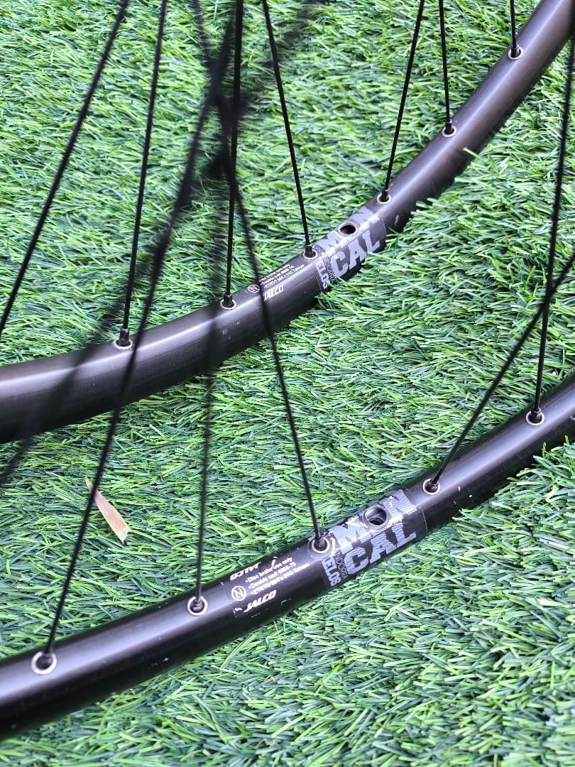 Commencal 27.5インチ MTBホイール 前後セット