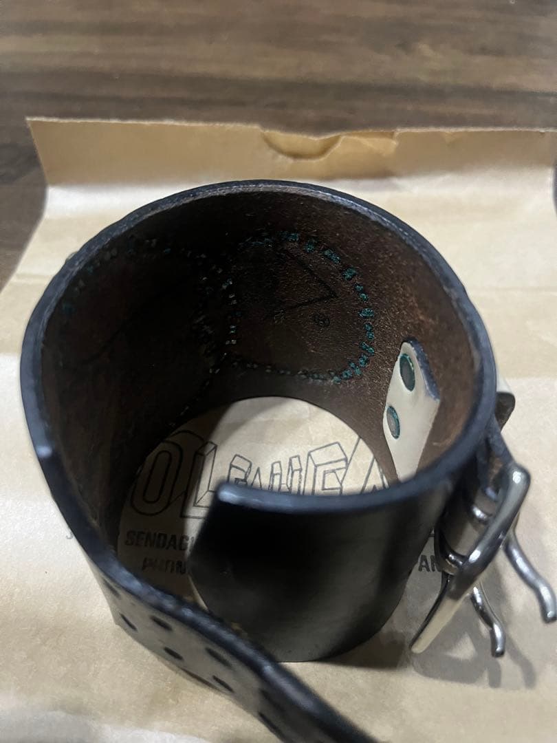 本物　WOLF'S HEAD サークルレザースタッズブレスレットウルフズヘッド