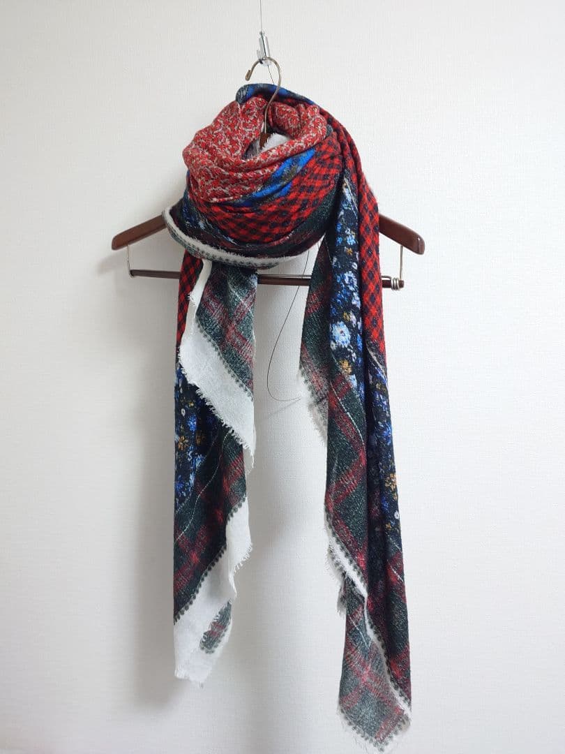 ファリエロ サルティ　Faliero Sarti　ストール　nonnative