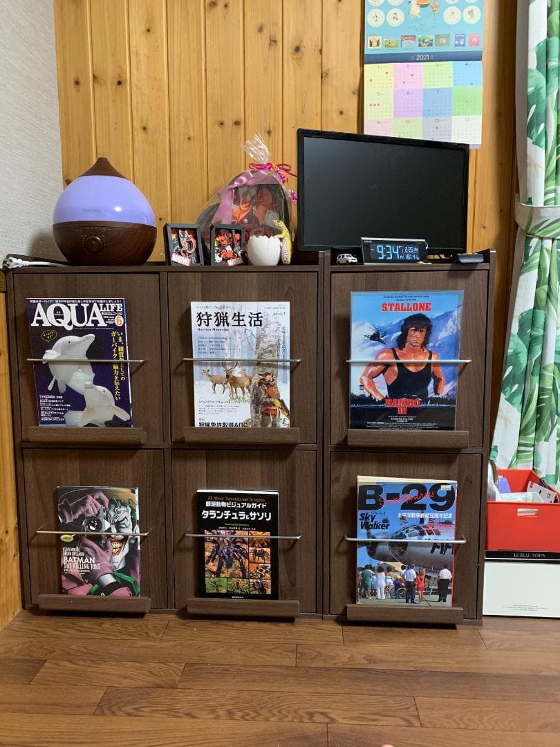 見せる収納 ディスプレイラック マガジンラック