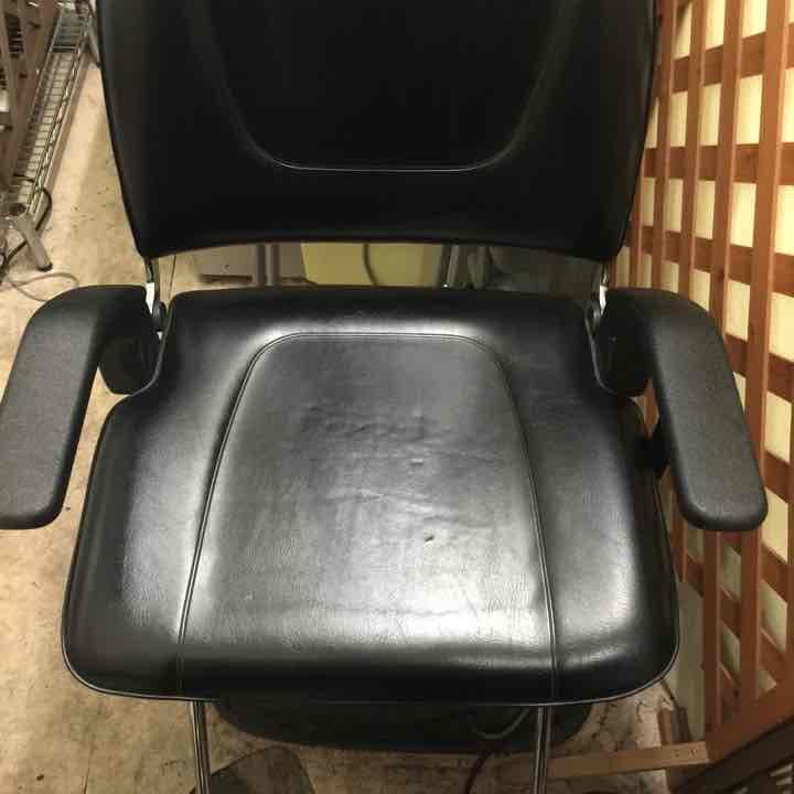 タカラシャンプー椅子電動