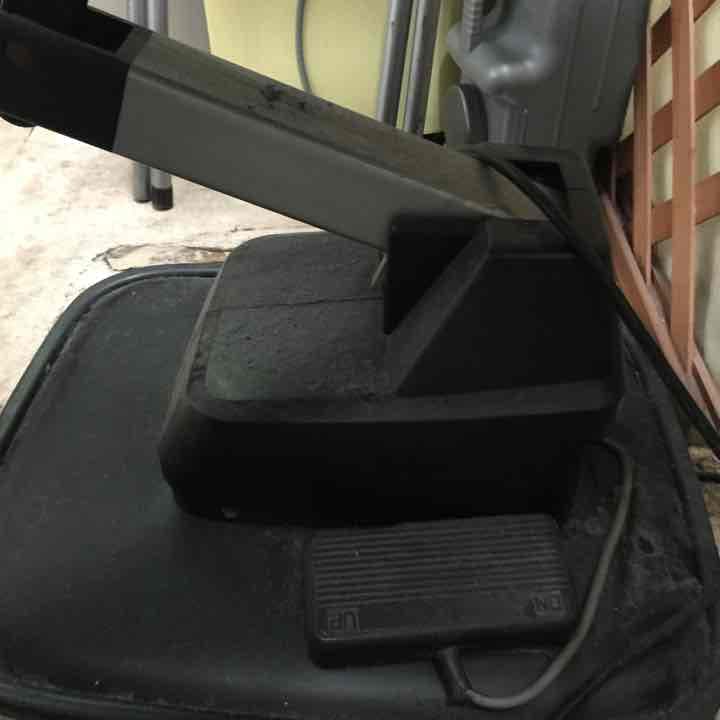 タカラシャンプー椅子電動