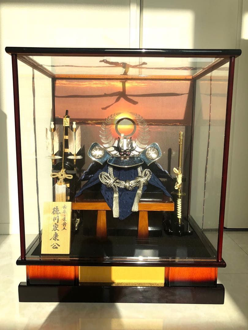 五月人形兜飾り ガラスケース入り　オルゴール付き