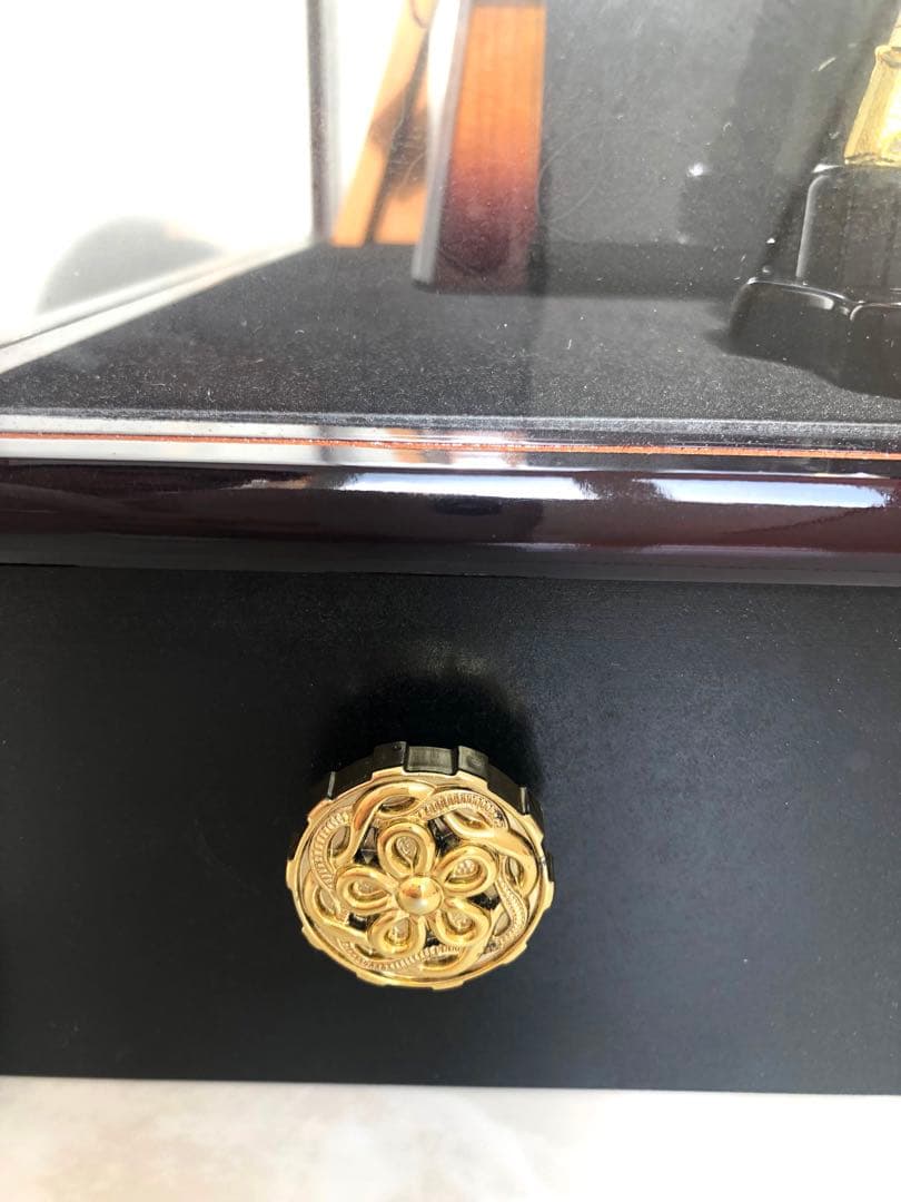 五月人形兜飾り ガラスケース入り　オルゴール付き