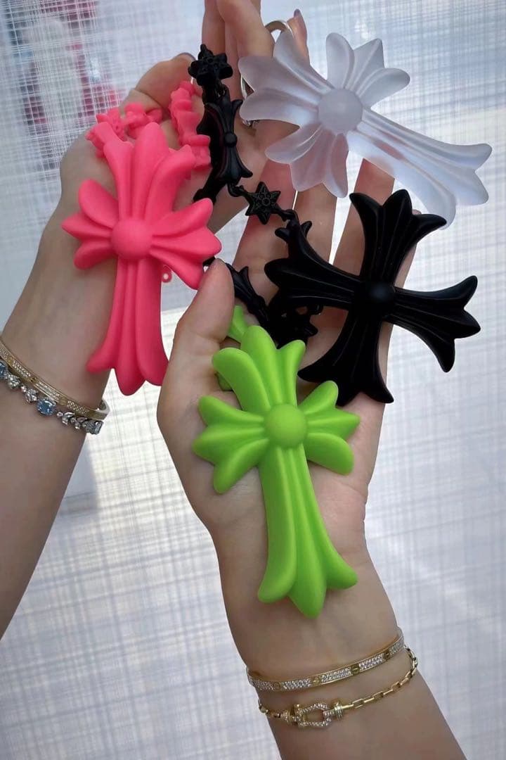 バカデカFAKE HEARTSクロスブラック 十字架 ネックレス　クロムハーツ