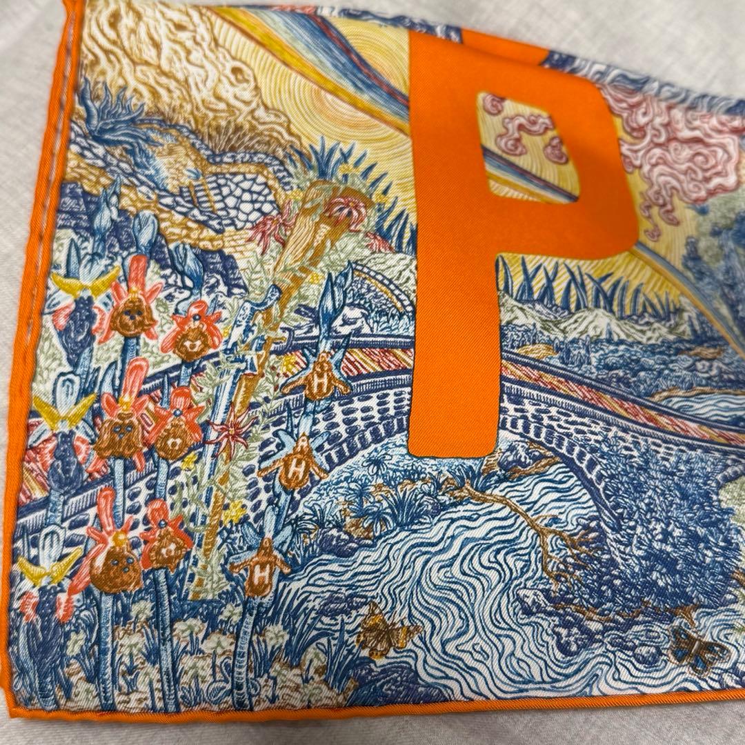 HERMES エルメス　カレ90 《エレフセリア》 EΛEYOEPIA スカーフ