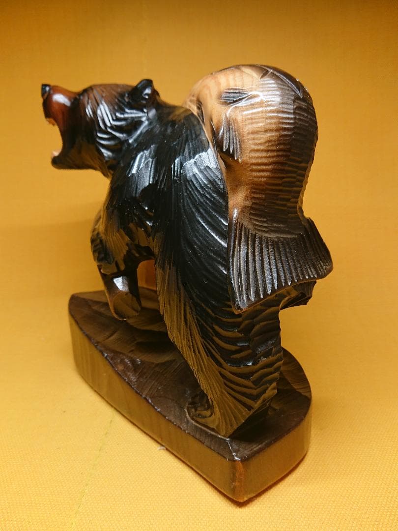 ビンテージ　木彫　熊　鮭背負い　置物　インテリア　工芸品　美術品　A1269