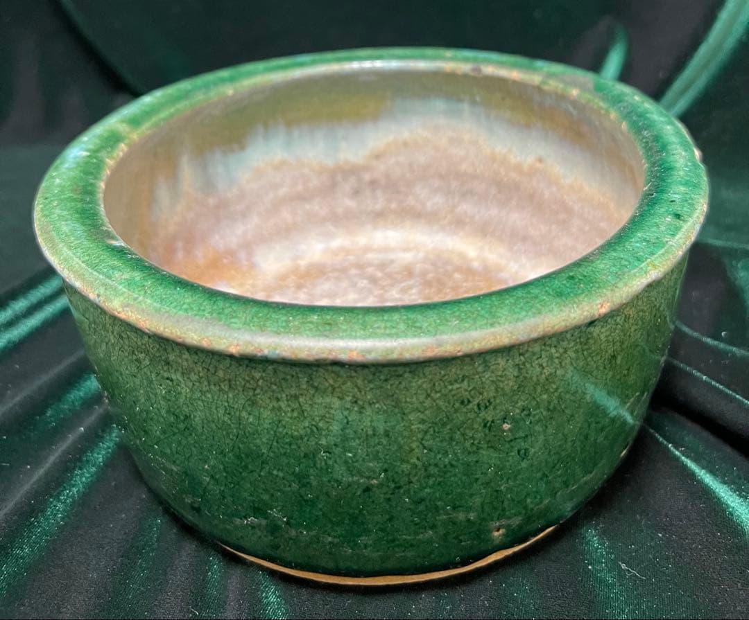 中国清朝在銘（石湾和安造）緑釉陶器 古美術 骨董品高さ8.5cmx口径19cm
