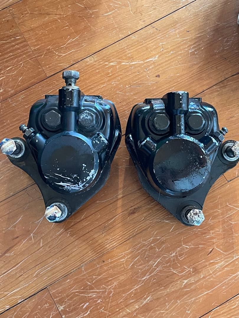 KAWASAKI KZ650 フロントキャリパー　左右セット