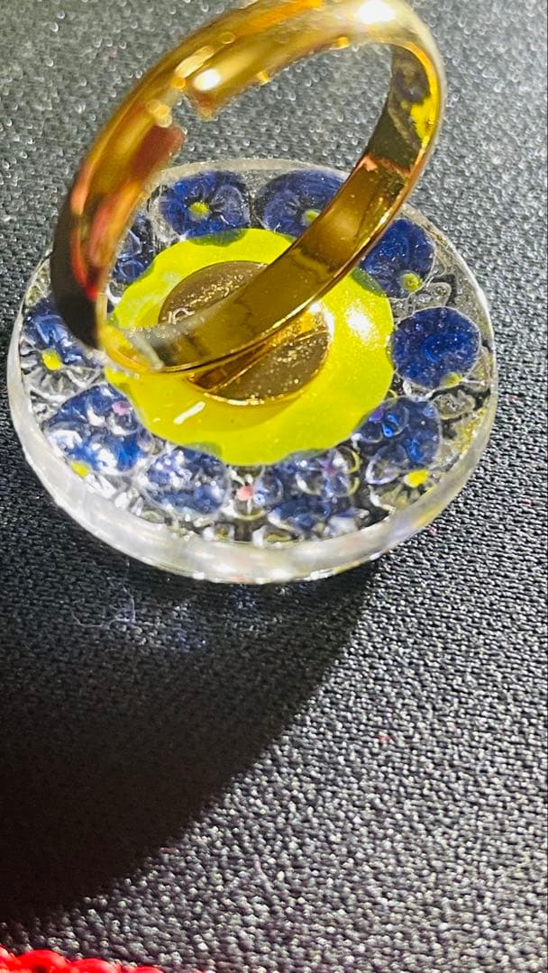 本日価格❣️一点物です❣️まるでステンドガラス！素晴らしいリング！ 裏まで美しい❣️