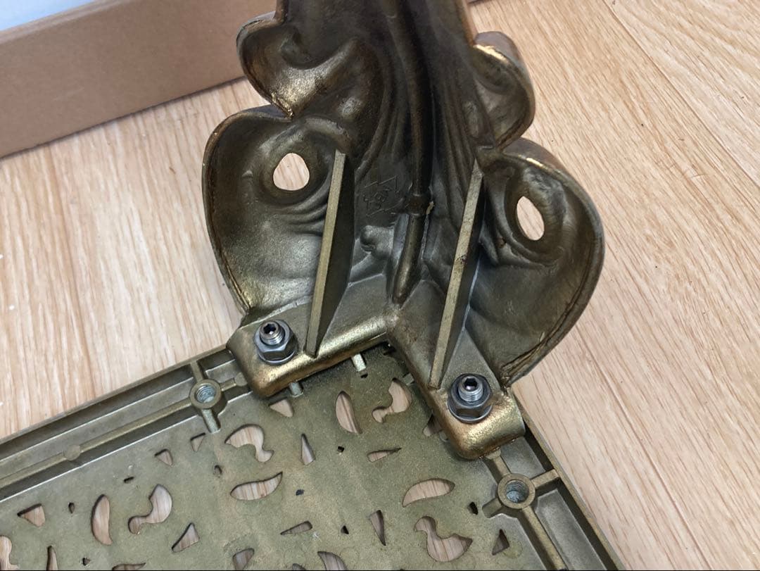 アンティーク調猫脚花台