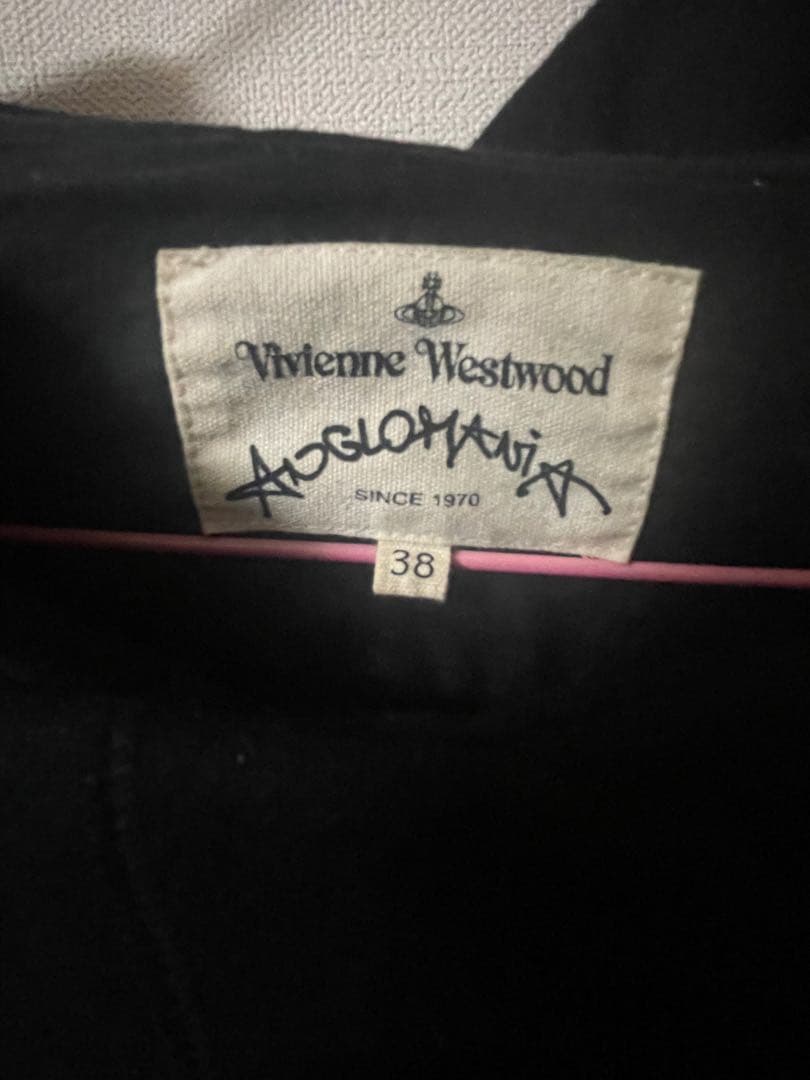 Vivienne Westwood アングロマニア ブラックベルトパーカー