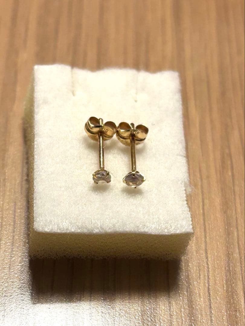 TAKE-UP セカンドピアスK18ホワイトサファイヤピアス