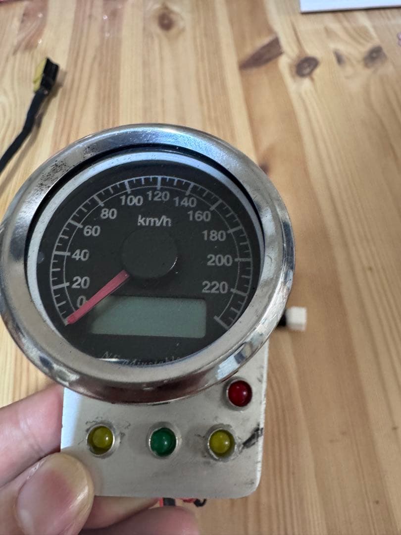 ネオファクトリー48ミリ　アジャスタブルスピードメーター 中古　ハーレー用交渉可