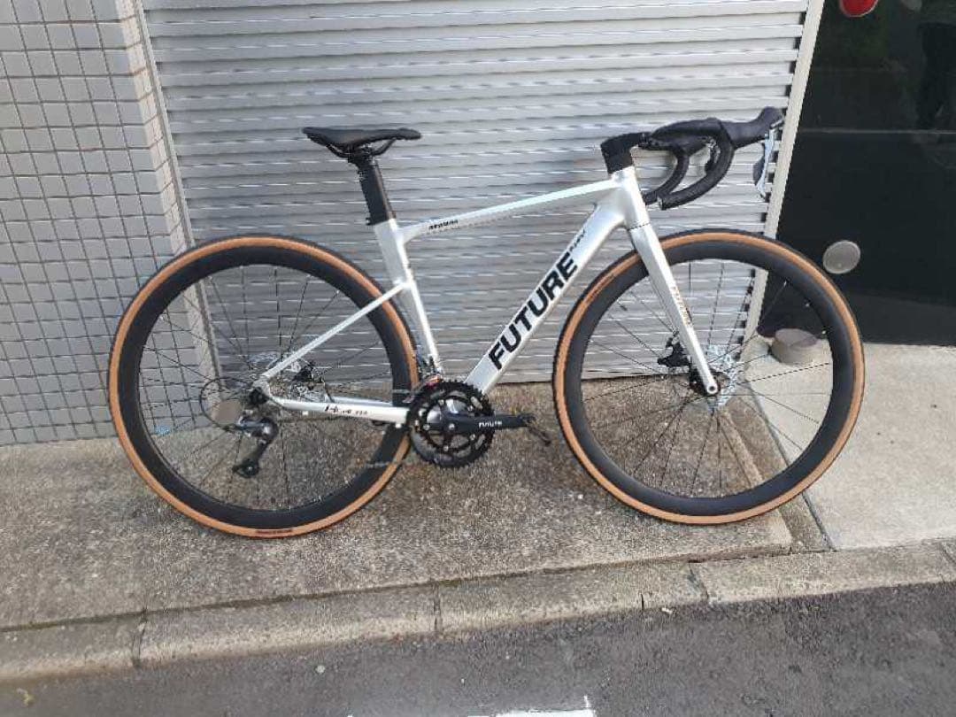 FUTURE ロードバイク