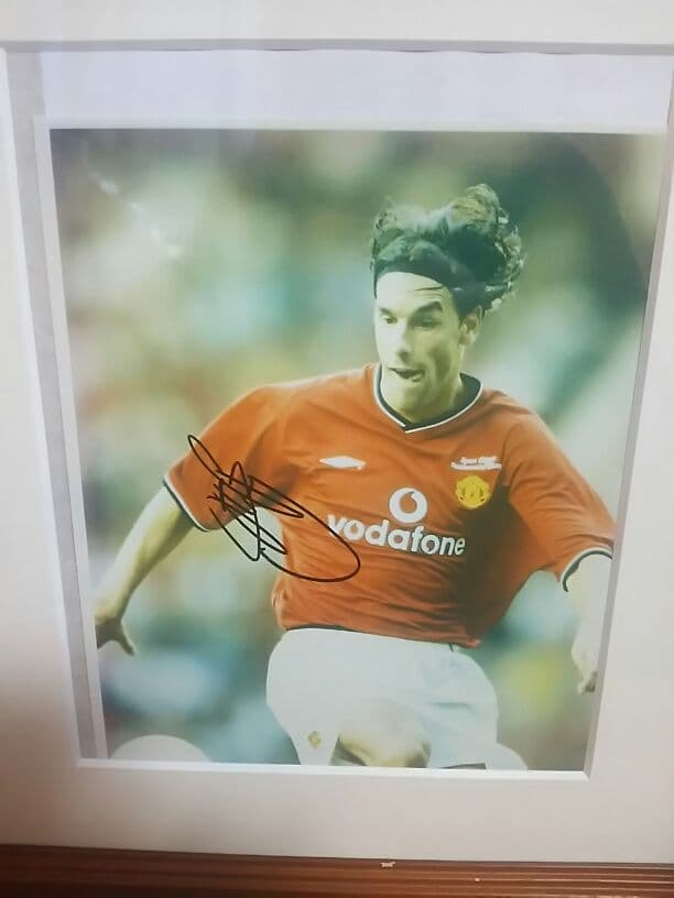 ファンニステルローイ額入りフォトグラフ