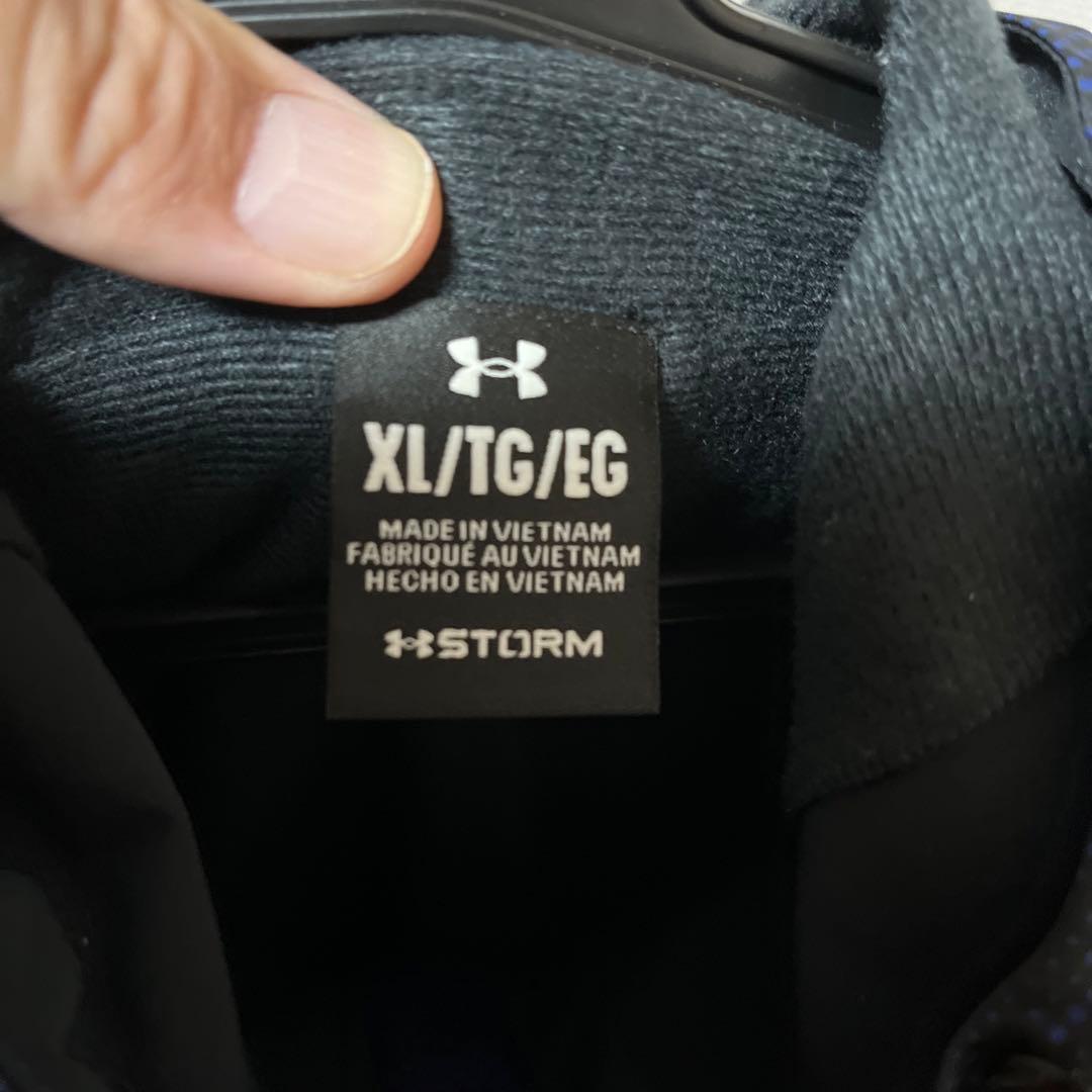 【試着のみ】アンダーアーマーUNDERARMOUR セットアップ　XL