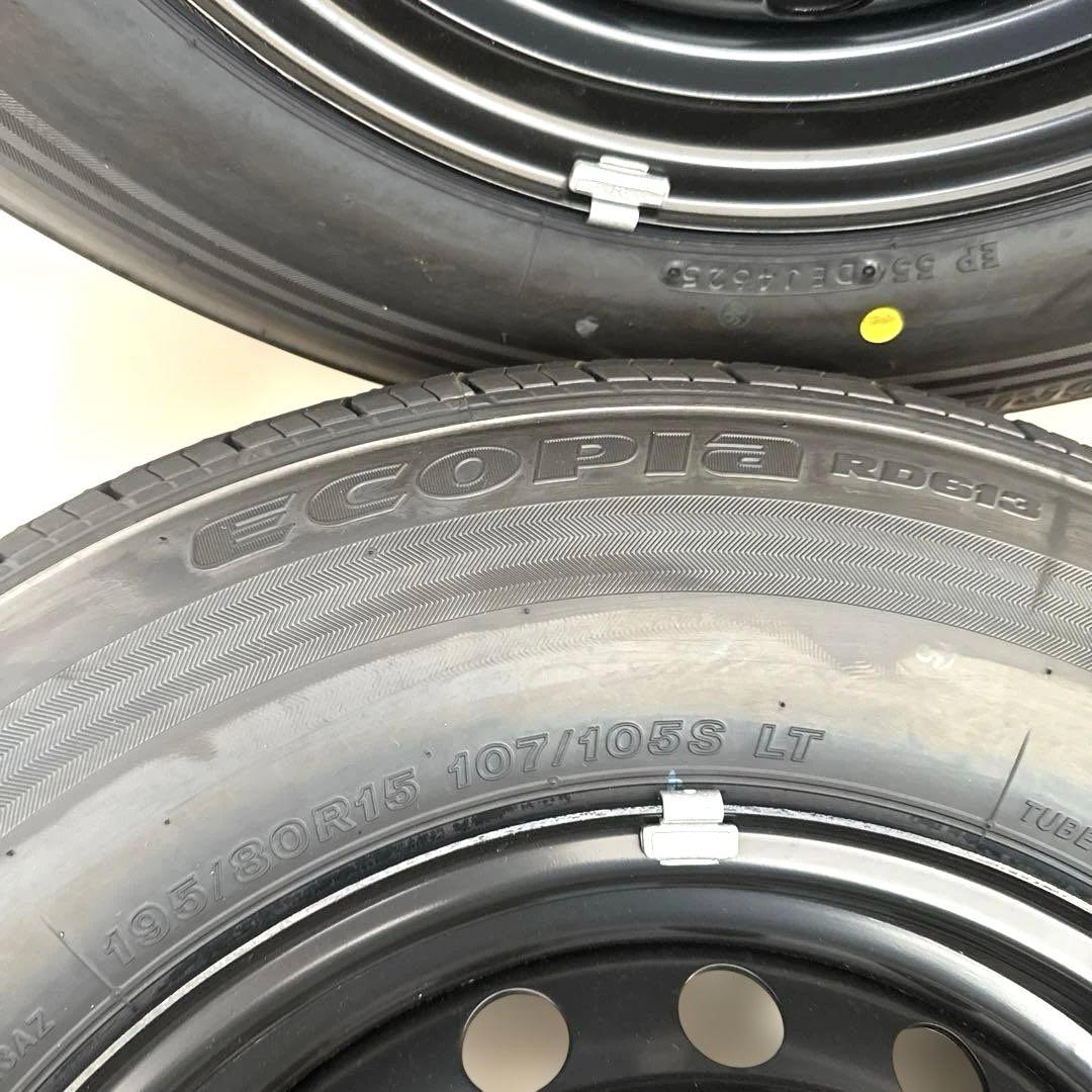 ハイエース　純正タイヤホイール、新品ホイールキャップ①〜④セット　新車外し