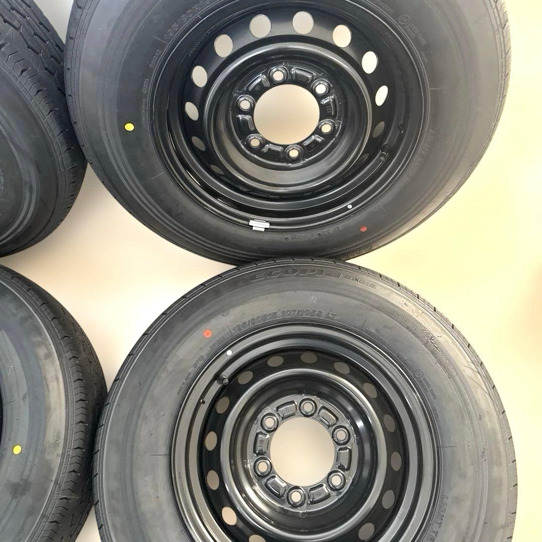 ハイエース　純正タイヤホイール、新品ホイールキャップ①〜④セット　新車外し