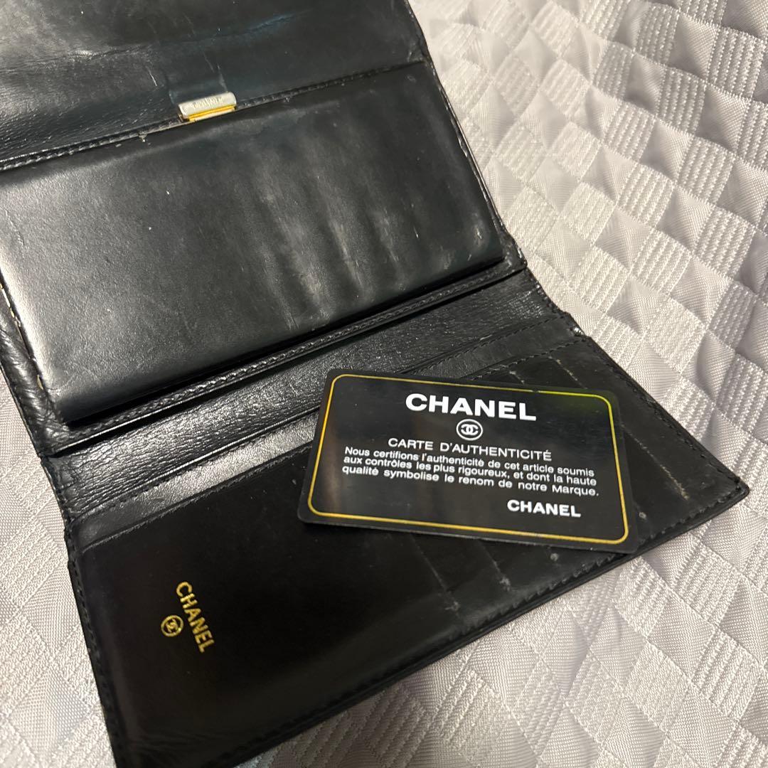 【an✿】CHANEL ブラックレザー 三つ折り財布、シリアルナンバー有り