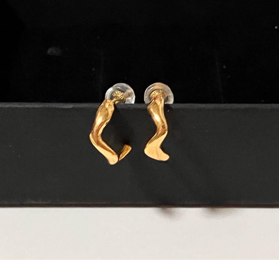 K18刻印 ウェーブフープピアス 未使用 アレルギー対応 1.37ｇ 18金